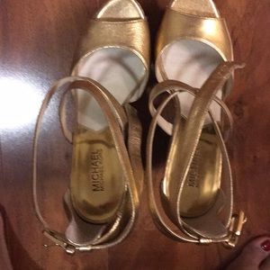 Sexy Gold Michael Kors Wedges